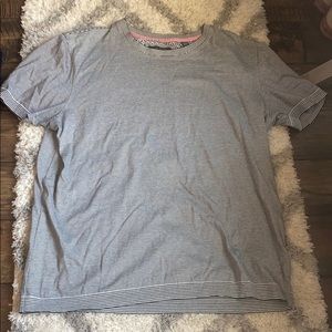 Men’s size 4 Ted baker tshirt